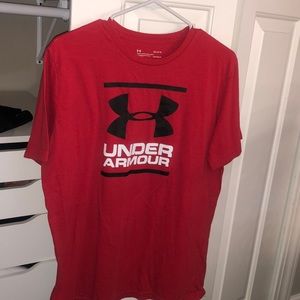 Men Large under armour shirt